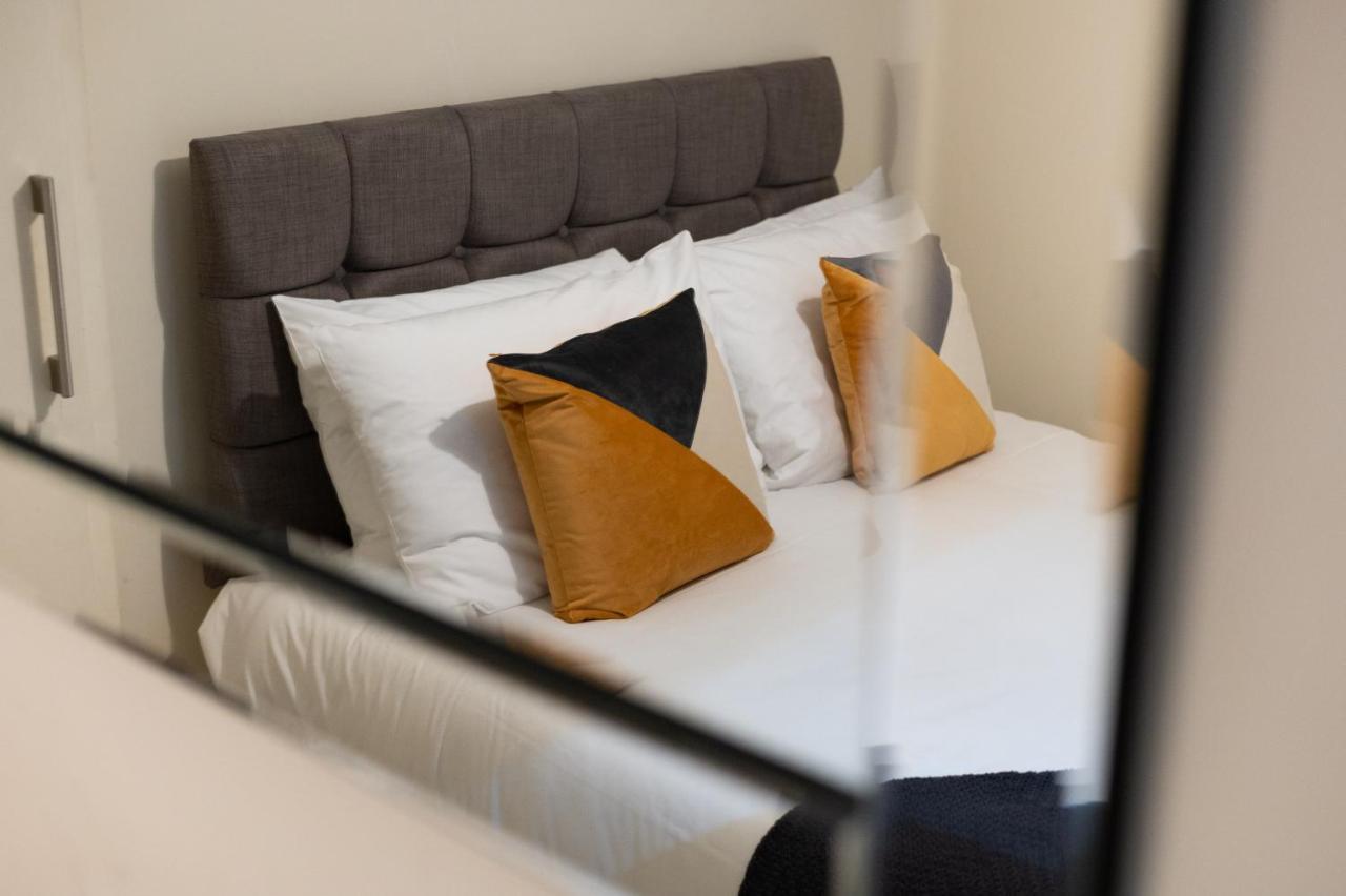 Perfect Location With Parking - Jersey House - Tv In Every Bedroom! Swansea Extérieur photo